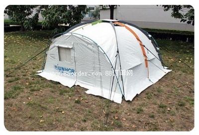 UNHCRχy